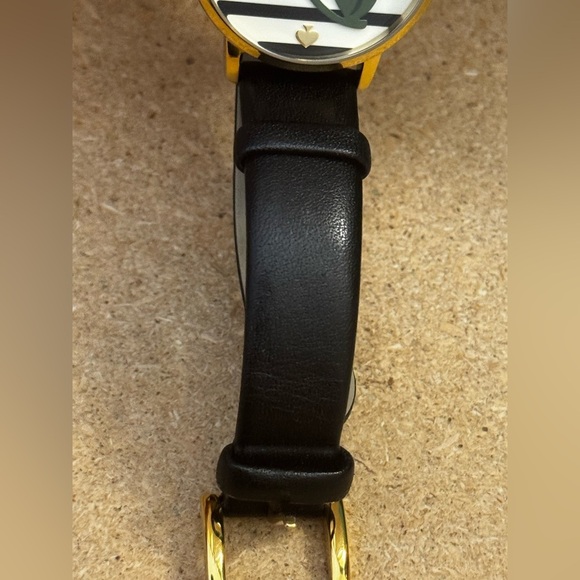 Kate Spade Red Cherry Metro Black Leather Ladies Watch KSW1343 GUC New battery - Picture 12 of 17